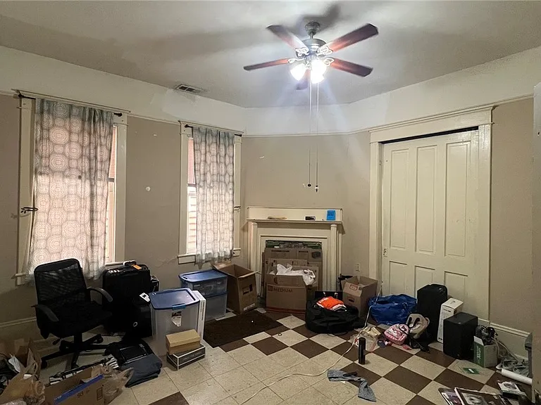 212 W Park Ave — Photo 4