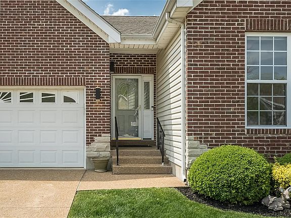 4th image of 5947 Stephanie Green Ct