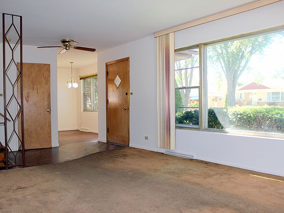 4th image of 1657 Heidorn Ave