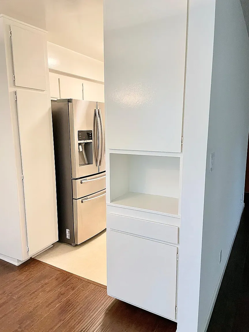 8630 Burton Way — Photo 3