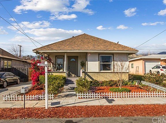 2nd image of 27374 Villa Ave