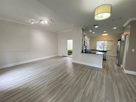 5th image of 562 NW 130th Ave #562