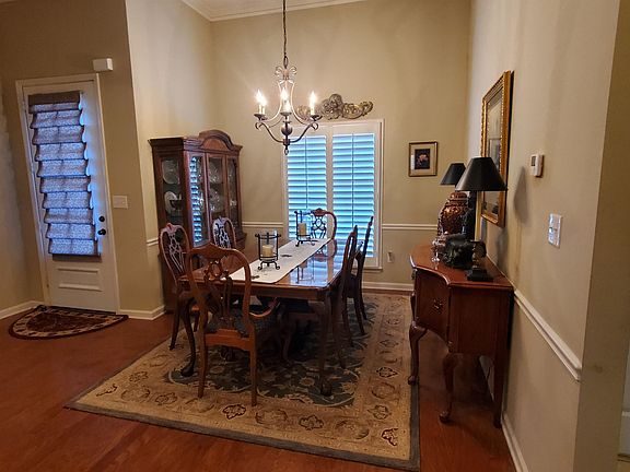 5th image of 80 Whispering Meadows Dr
