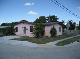 900 W 3rd St, Riviera Beach, FL 33404