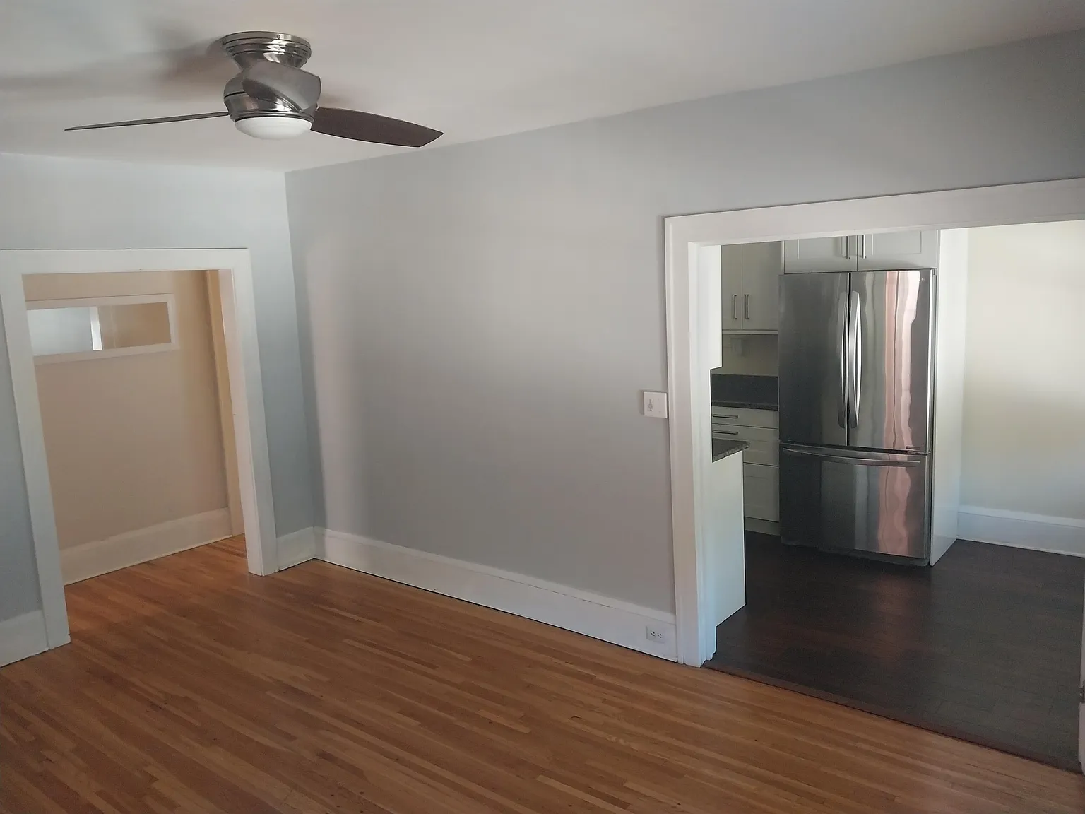 Emerson 3528 - 7 — Photo 2