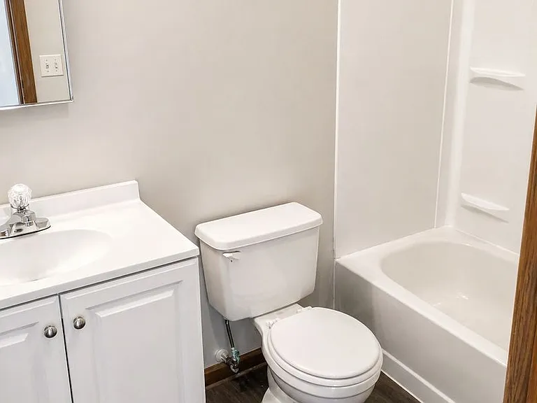 233 Ridgewood Ave — Photo 8