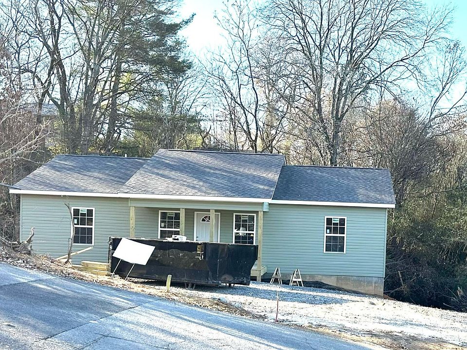 1st image of 1150 10th St SE