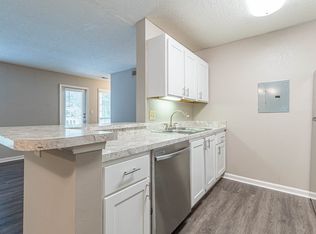 450 S Peachtree Pkwy #-N304, Peachtree City, GA 30269