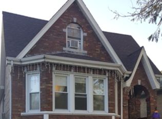 6054 S Whipple St, Chicago, IL 60629