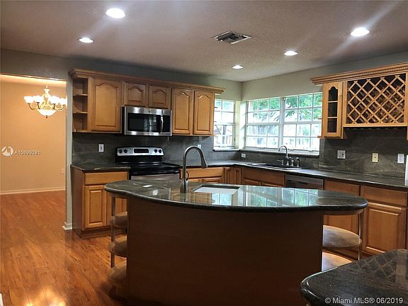 4th image of 21295 SW 92nd Ave