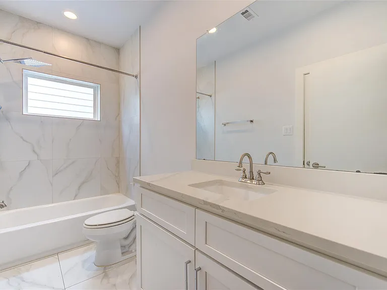 847 Rachel St #G — Photo 7