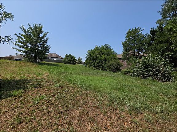 5th image of 6404 SW Fair View Blvd #24