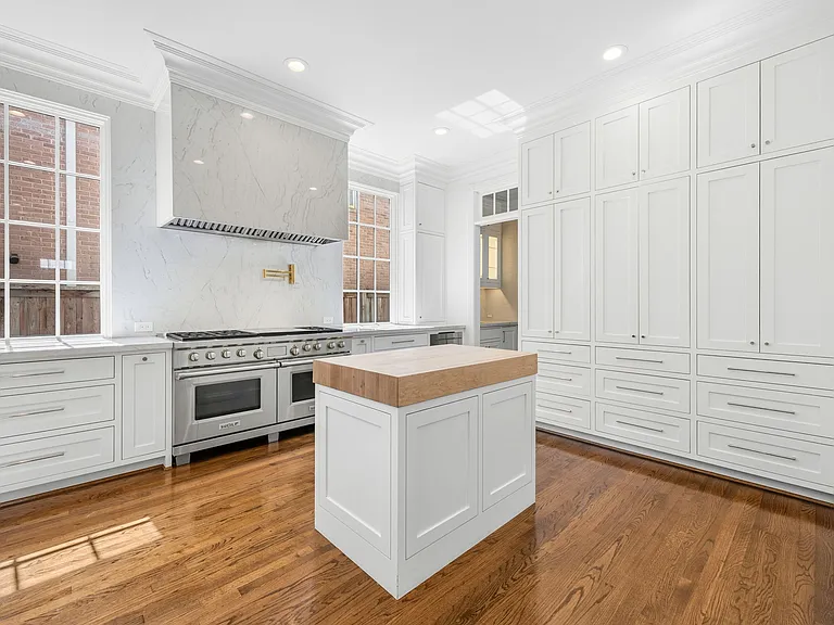 3817 Bryn Mawr Dr — Photo 8