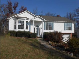 10095 Fielding Rd, Ooltewah, TN 37363