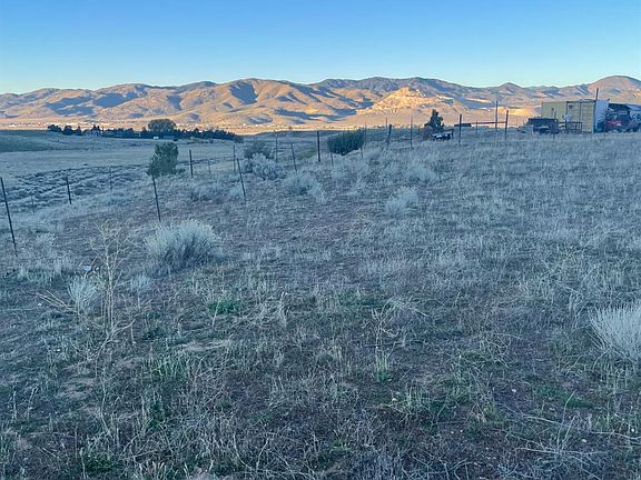 4th image of 18391 Danford Rd