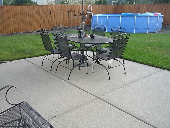 Huge backyard patio