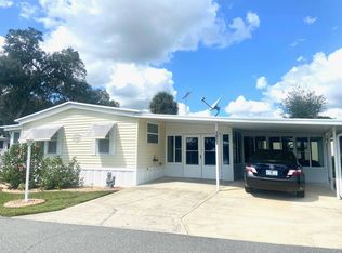 1021 Lakeshore Dr, Wildwood, FL 34785