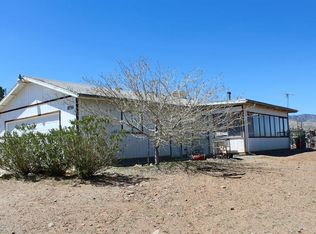 8750 Skyline Ave, Pinon Hills, CA 92372
