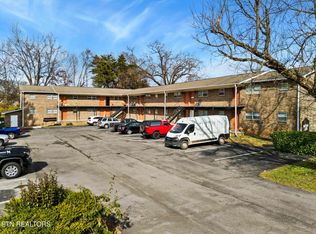 211 Elyria Dr, Knoxville, TN 37912