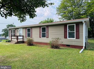81 Covert St, Kearneysville, WV 25430