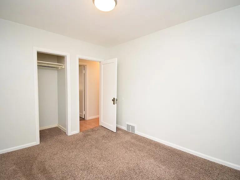 5806 S Highland Dr — Photo 12
