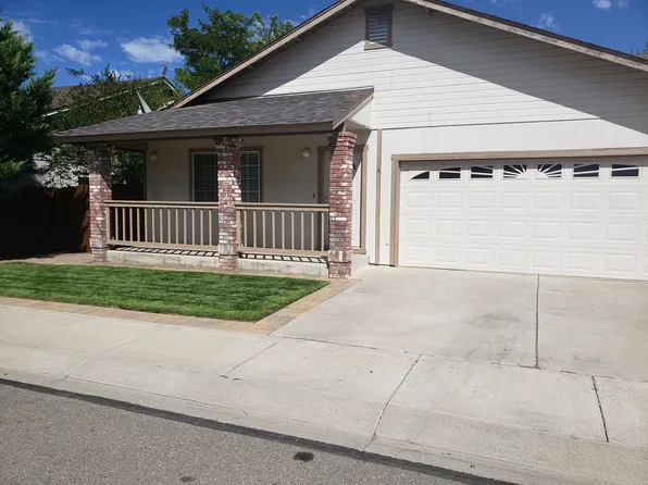 859 Cabernet Ct #A, Gardnerville, NV 89460