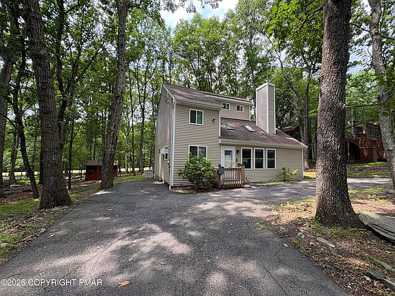 3rd image of 319 Hyland Dr