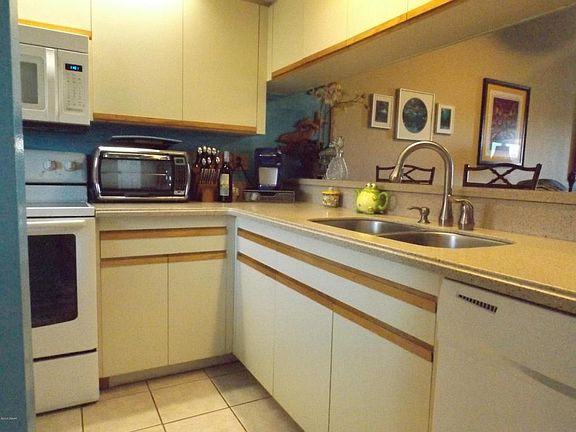 3rd image of 400 Bouchelle Dr APT 202