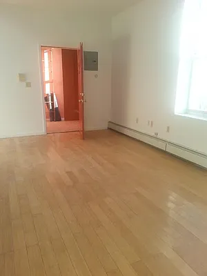 Rented by Astoria Realty | media 5