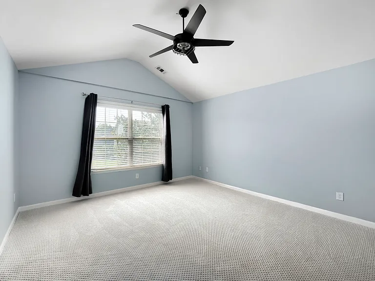 2151 Manor Vw — Photo 23
