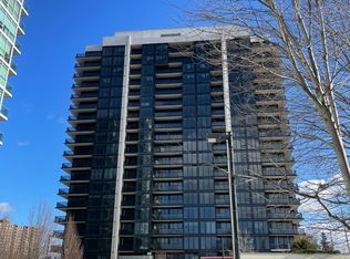 1035 Southdown Rd #1214, Mississauga, ON L5J 0A2