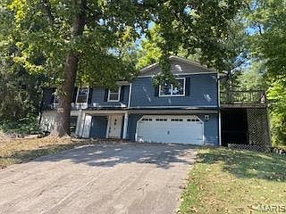 1st image of 23 S Pind Wood Ln