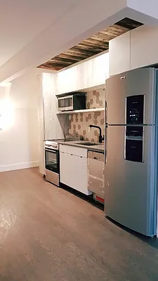 Rented by Loom Group | media 31