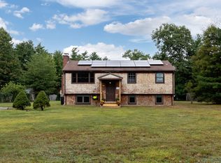 23 Cranberry Cir, Carver, MA 02330