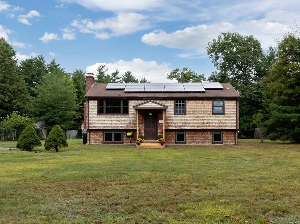 23 Cranberry Cir, Carver, MA 02330