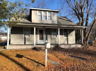 828 Pike St SW, Pataskala, OH 43062