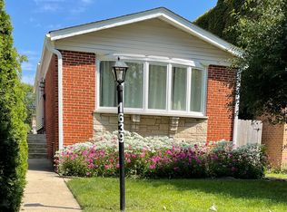 1639 McDaniel Ave, Evanston, IL 60201