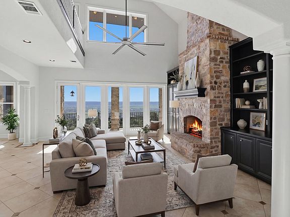 5th image of 1071 Escalar Drive