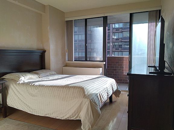 2nd image of 233 E 86th St APT 10B