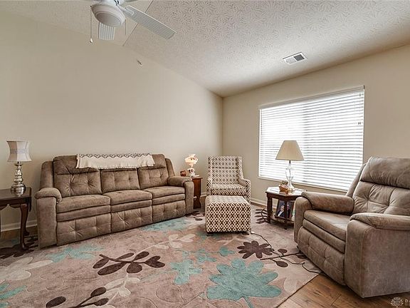 5th image of 503 Heritage Green Dr