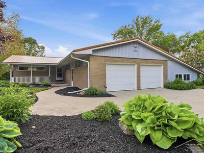 3601 Sharon Rd, Midland, MI, 48642