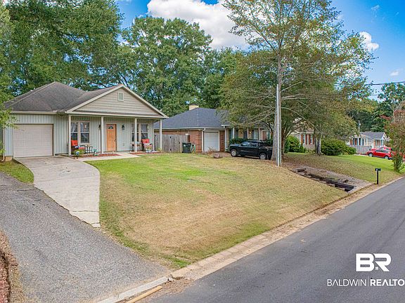 2nd image of 110 Georgia Ave