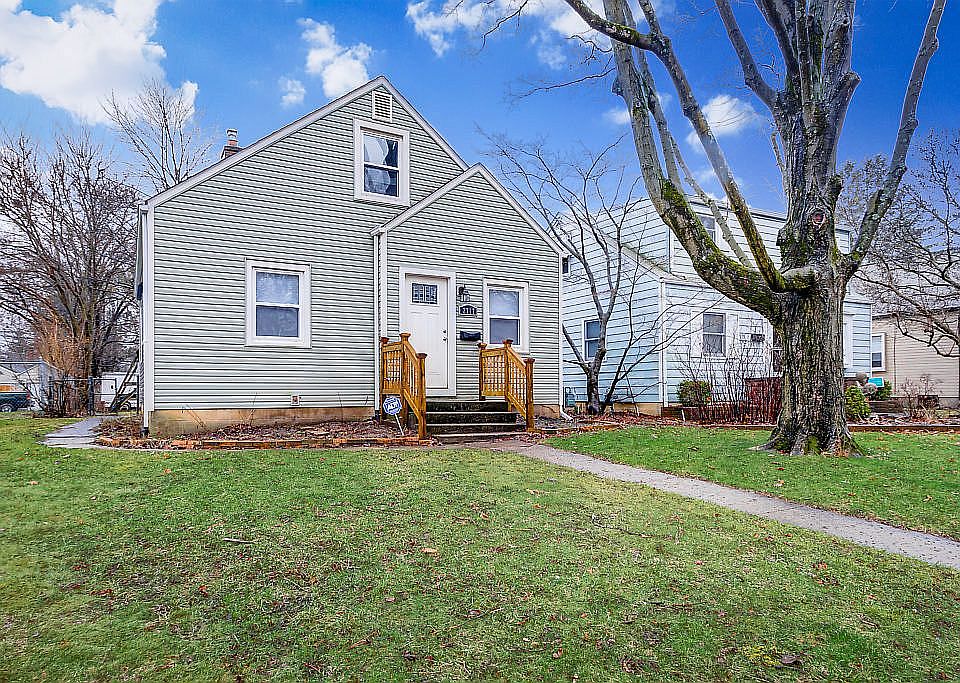 1st image of 2717 Bellwood Ave