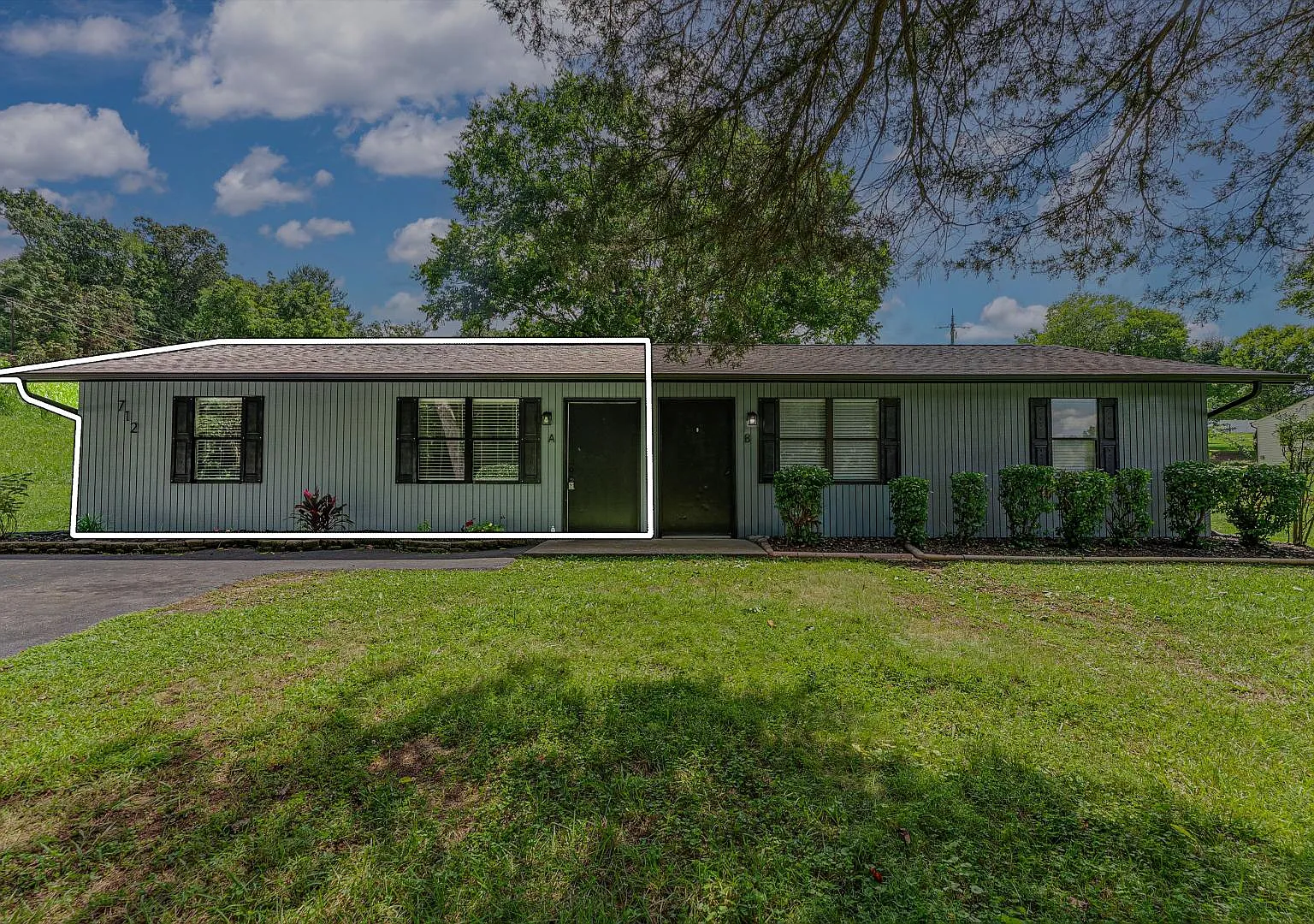 712 Cooper Rd — Photo 3