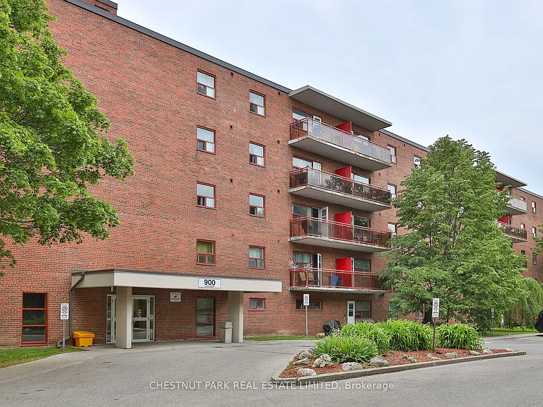 900 Glen St #218 — Photo 1