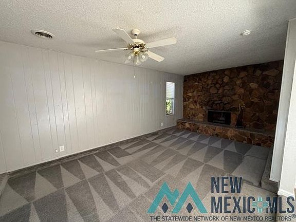 5th image of 620 Circle Dr