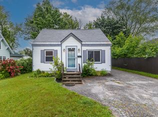 16 N Richland St, South Portland, ME 04106