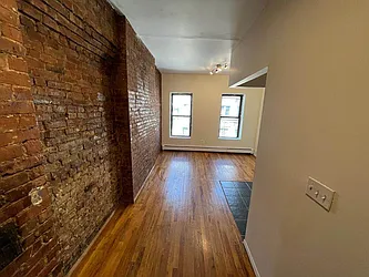 Rented by Best Apartments North Inc