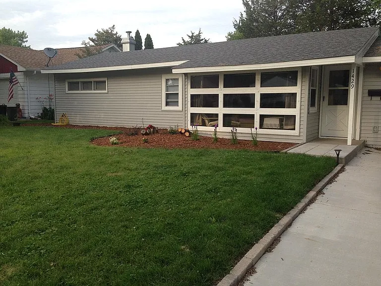 1429 Idaho Ave S — Photo 1