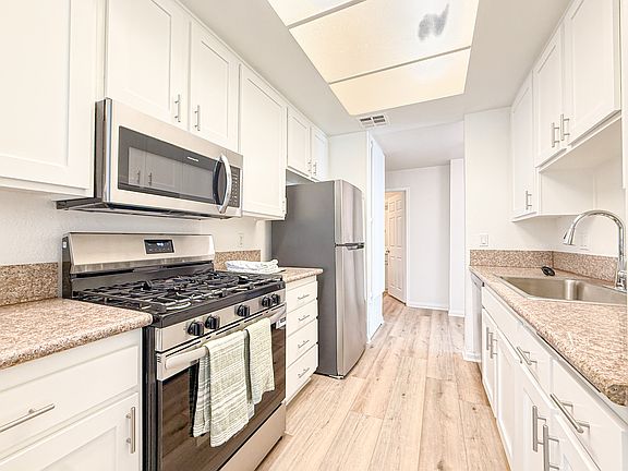 2nd image of 4704 Sepulveda Blvd #102